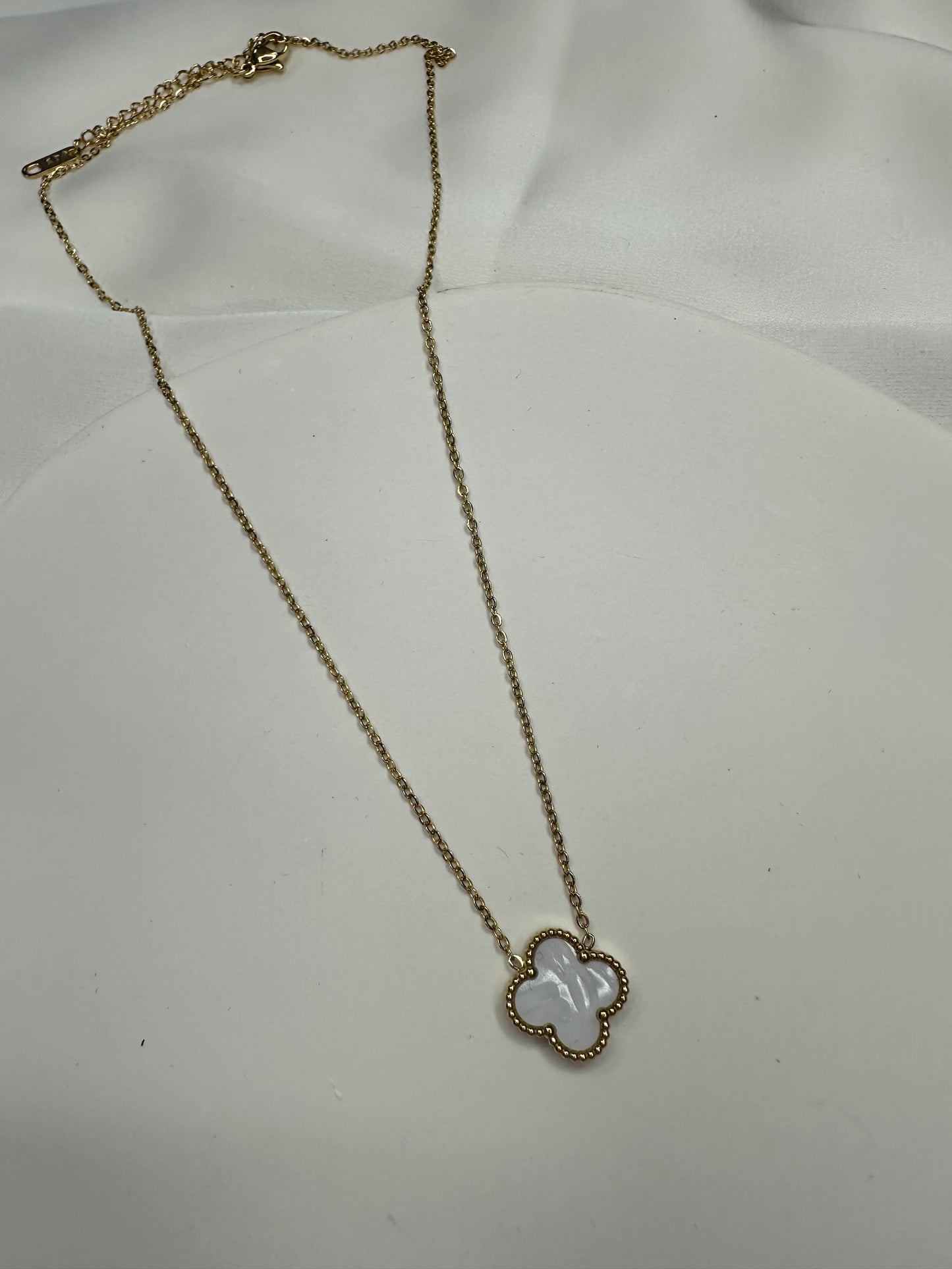 Collier Aura – en acier titane