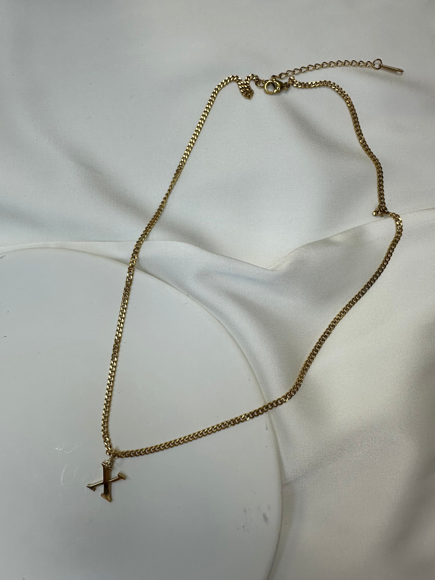 Halskette Luxe Initial - aus Edelstahl