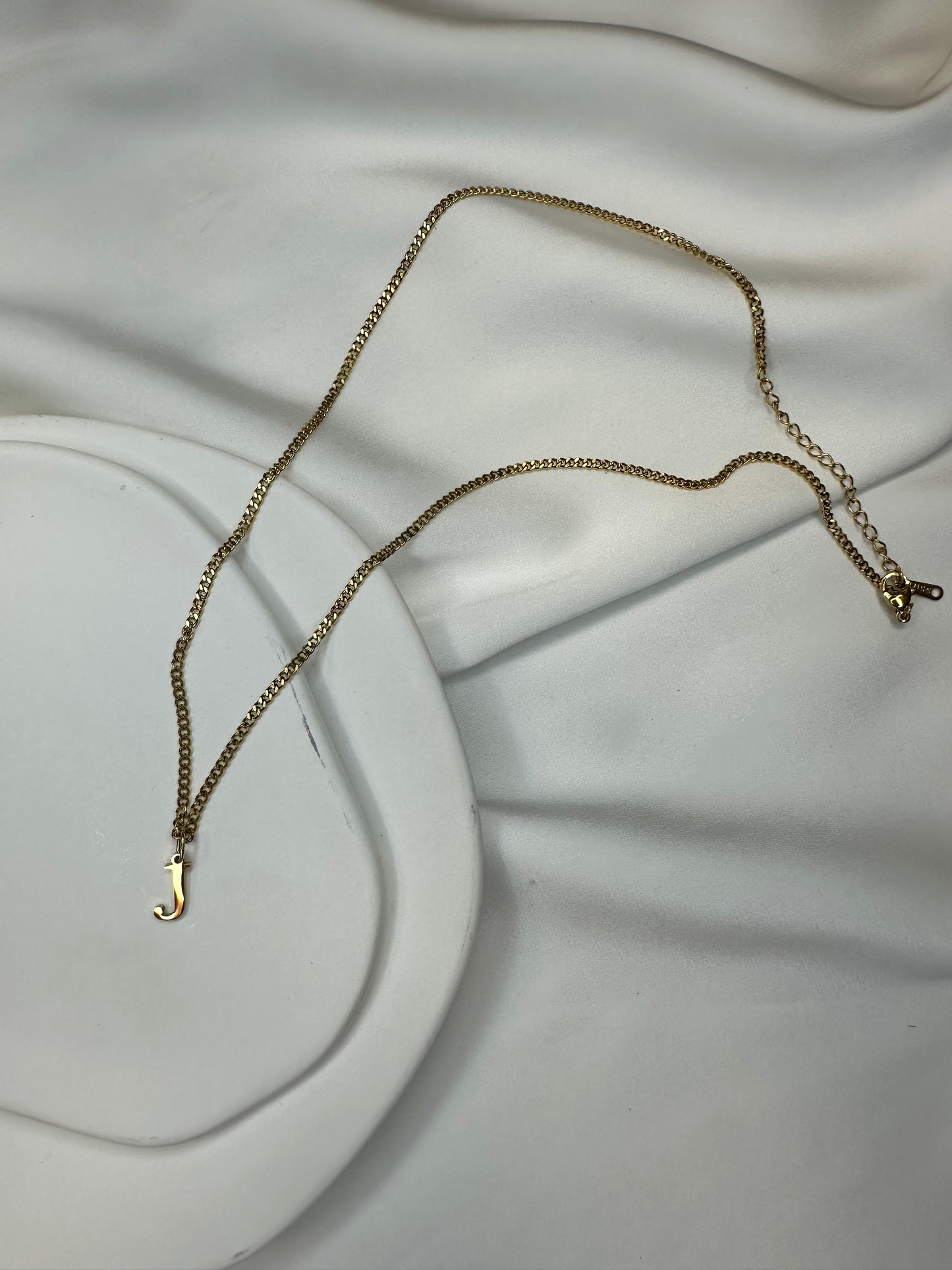 Halskette Luxe Initial - aus Edelstahl