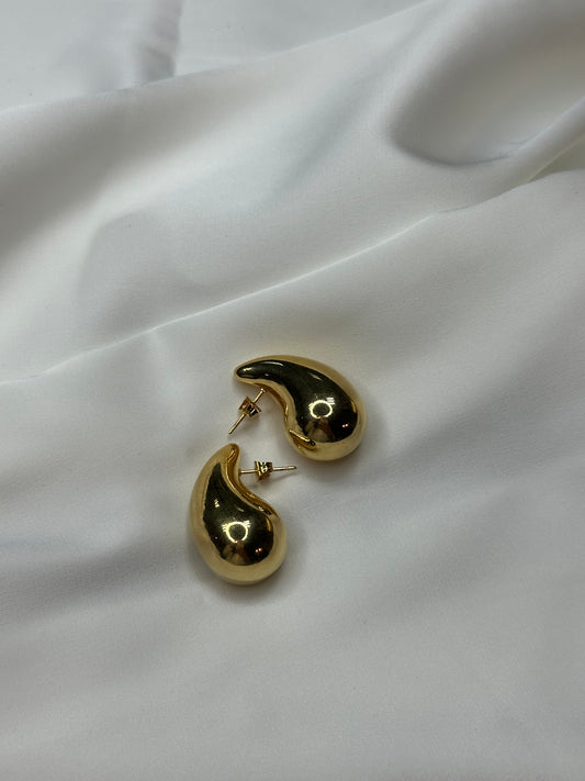 Ohrringe Golden Drop – aus Edelstahl, 18 Karat vergoldet