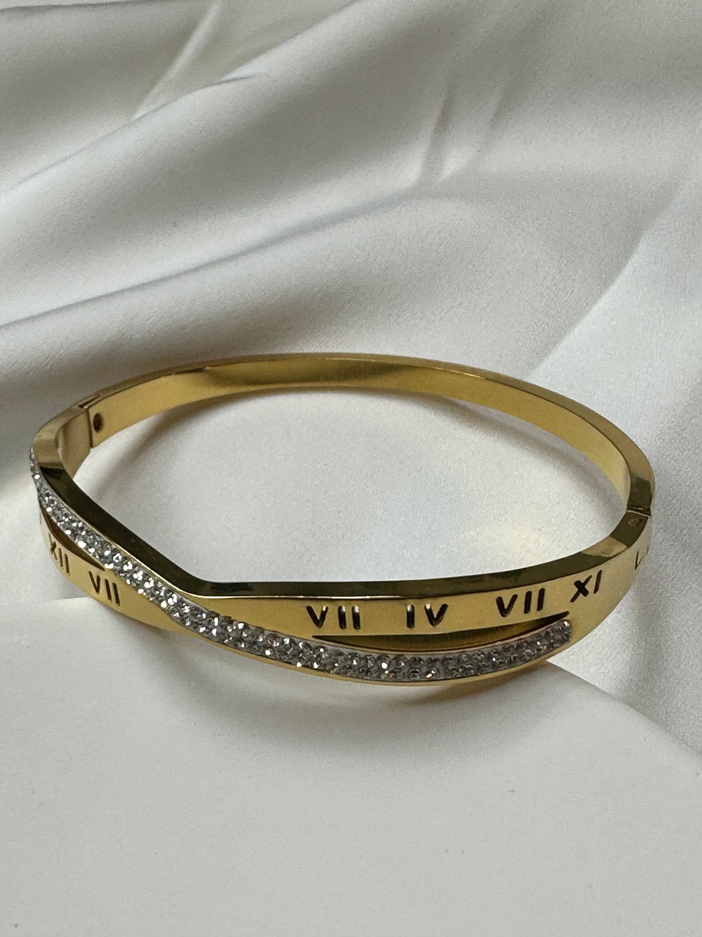 Bracciale Roman Elegance - realizzato in acciaio inossidabile, placcato in oro 18 carati