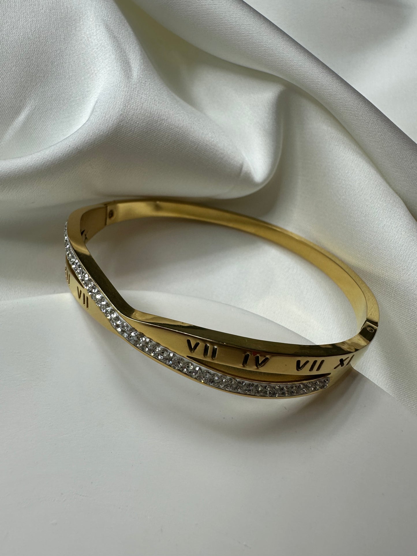 Bracciale Roman Elegance - realizzato in acciaio inossidabile, placcato in oro 18 carati