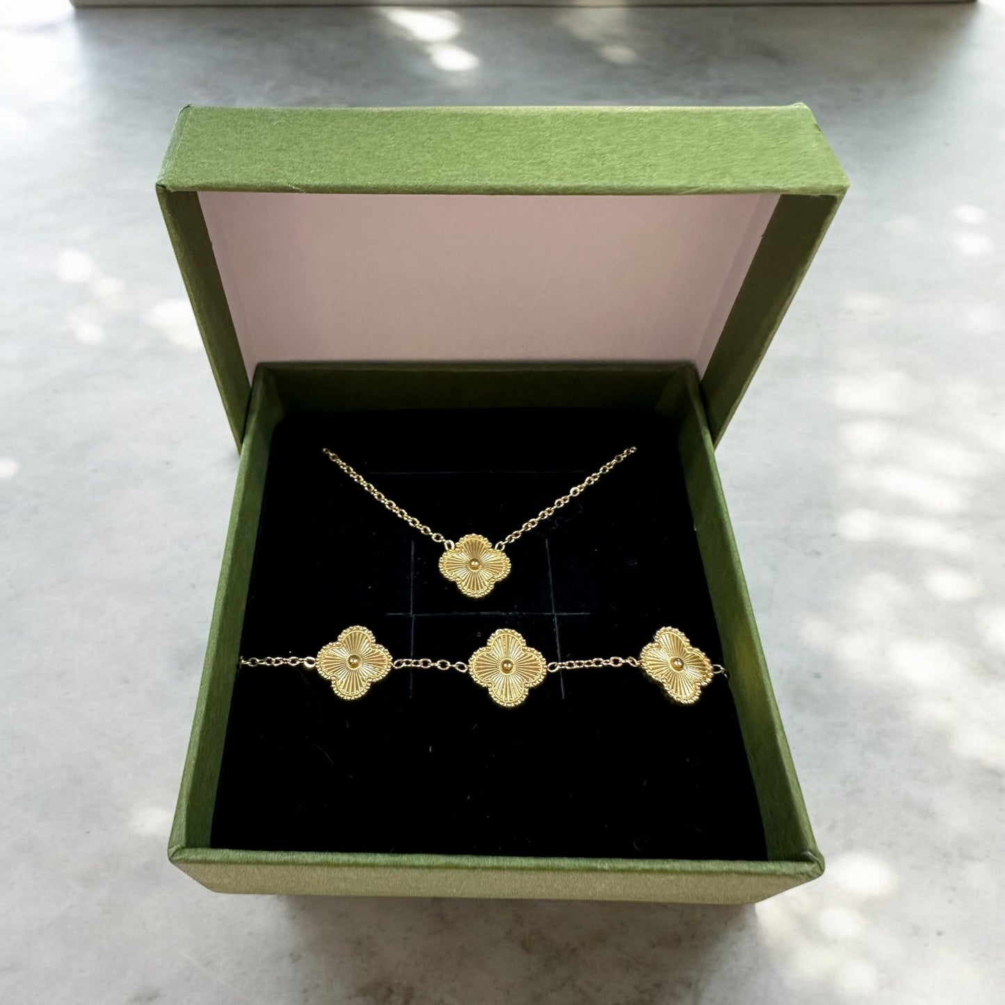Set di gioielli Aura luminosa e Allegra